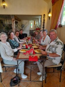 L'équipe d'encadrement 
repas de fin d'année